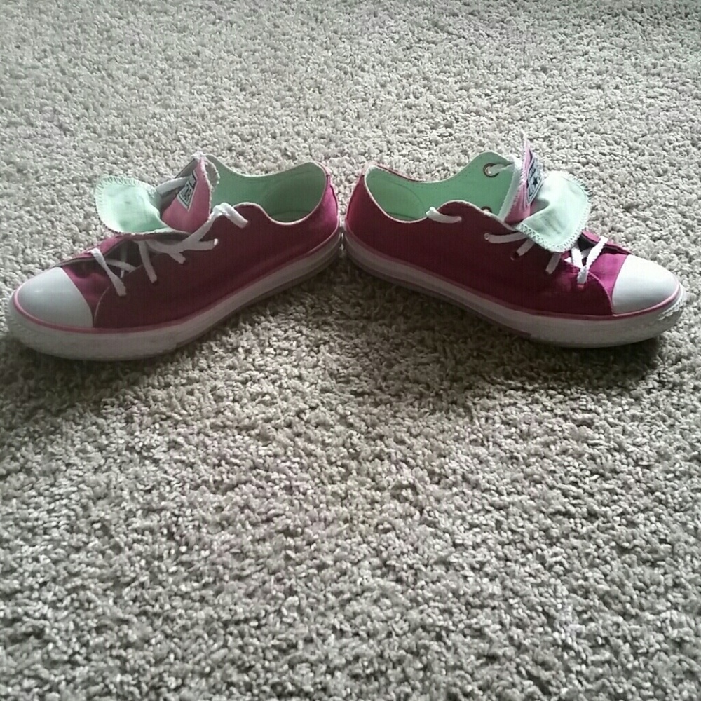 Hot pink/ green double tongue low top converse - Picture 3 of 7